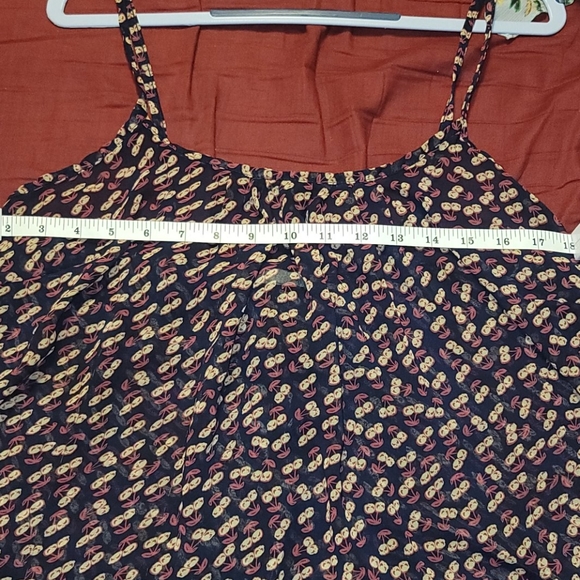 Flowy Cherry Tank - Picture 4 of 6